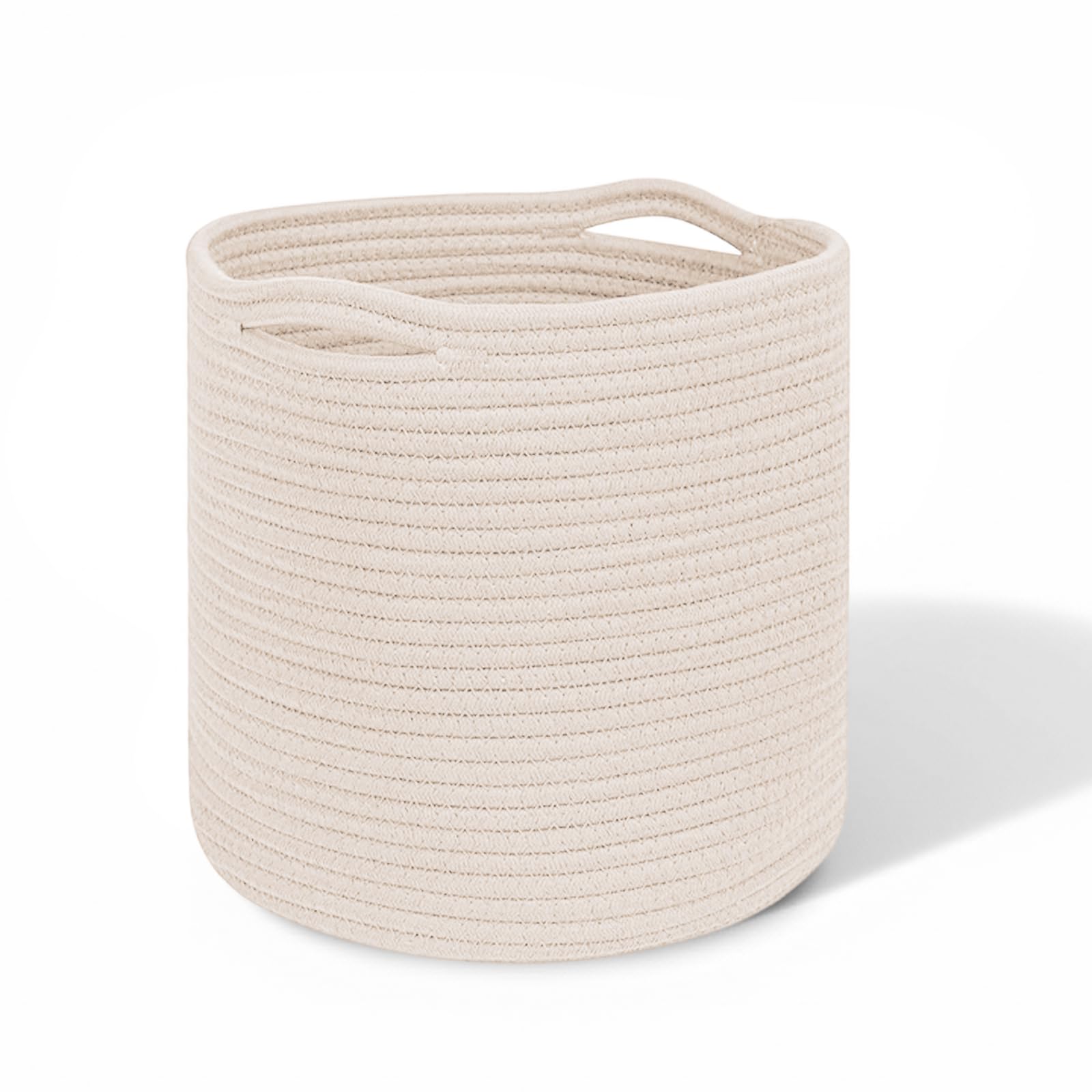 Panier à linge en coton dans la chambre d'enfant pour ranger les jouets avec style