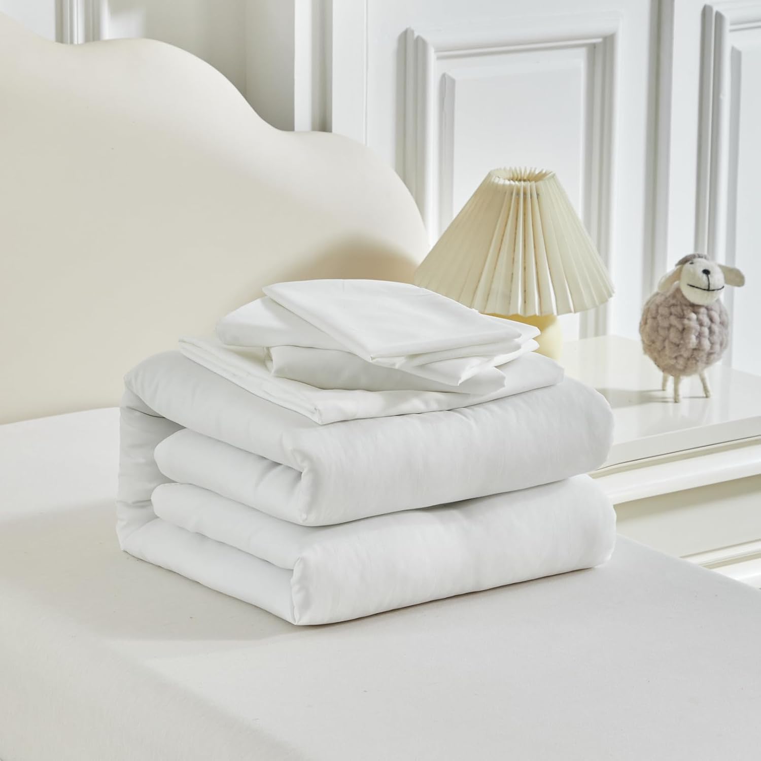 Kids Comforter Sheet Set - Soft and Breathable Bed Set Includes Quilted Comforter, Fitted Sheet, Flat Top Sheet, Pillowcase and Toddler Pillowcase for Toddler - 5 Pieces Toddler Bedding Set White