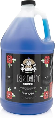 Bark2Basics Rock The Dog - Champú iluminador para mascotas, 1 galón, aclara el color natural del abrigo, blanquea, ilumina, elimina manchas en la