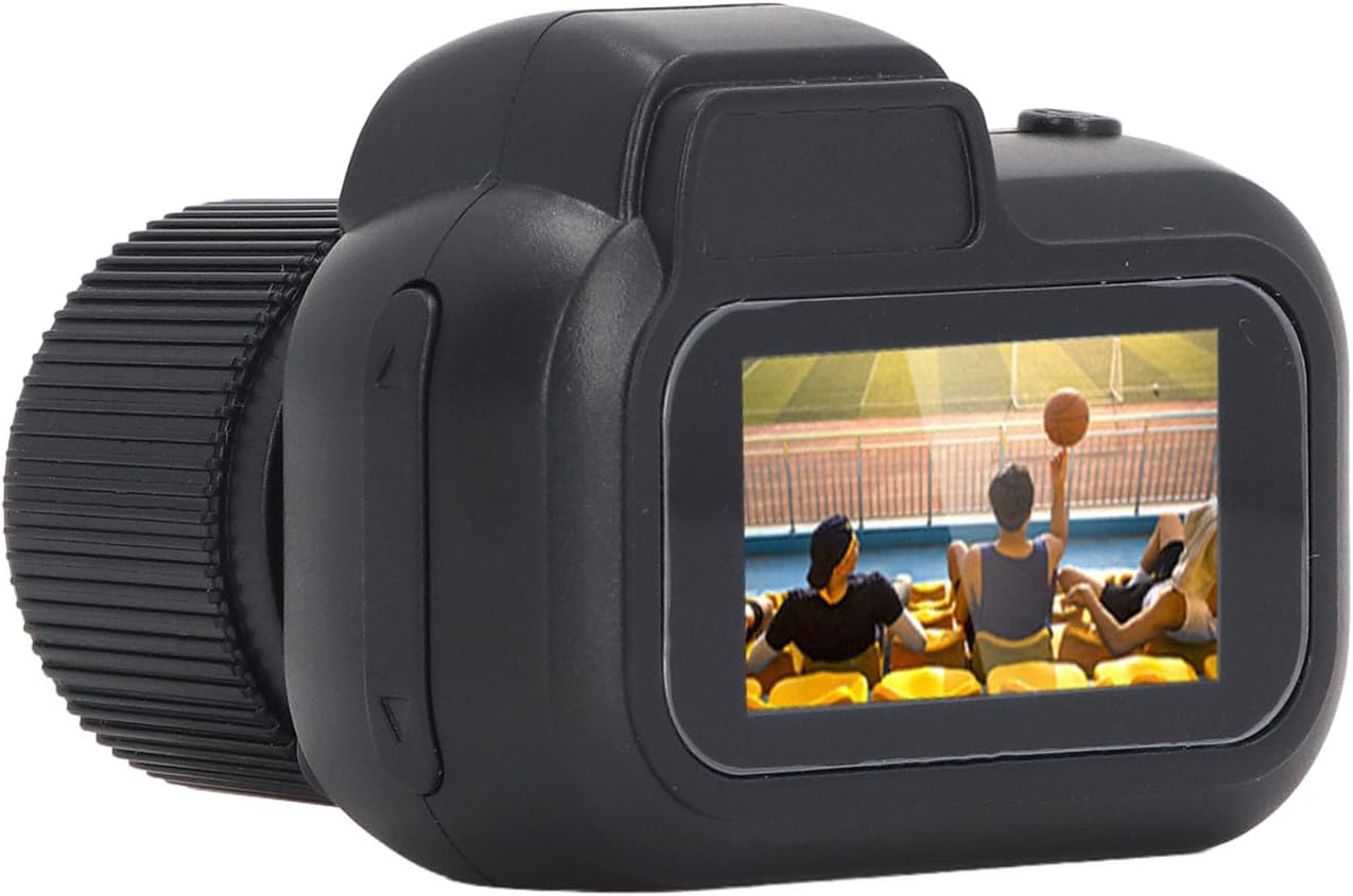 Mini Digital Camera, 1080P 2 MP HD Portable Vintage CCD Camera, 160° Wide Angle Vlog Camera with Color Screen for Girls Kids Beginners Students, Photography Point and Shoot Camera