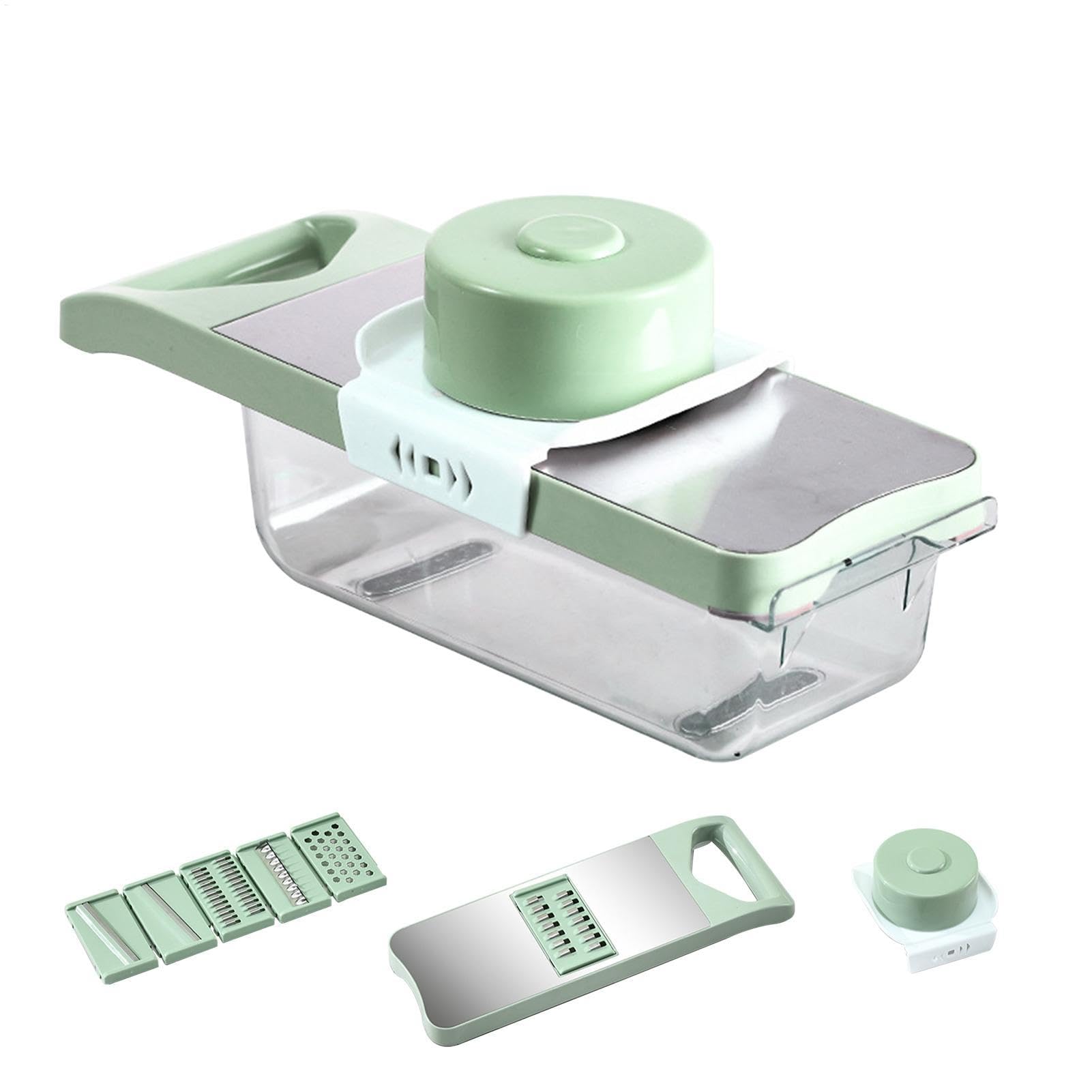 Chopper cutter à légumes pour des salades de tomates et oignons fraîches en famille