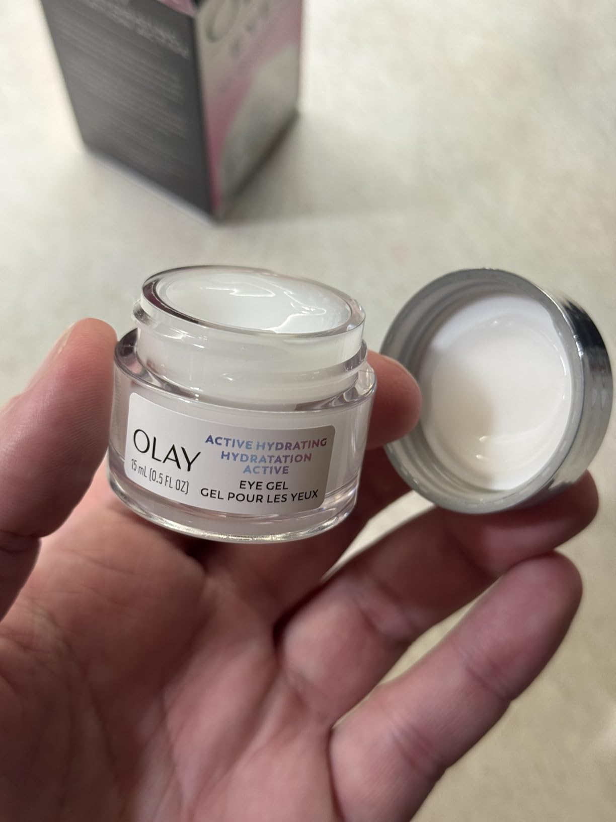 Olay Active Hydrating Eye Gel, Fragrance-Free, Anti-Aging Eye Cream with Hyaluronic Acid and Niacinamide, 0.5 oz
