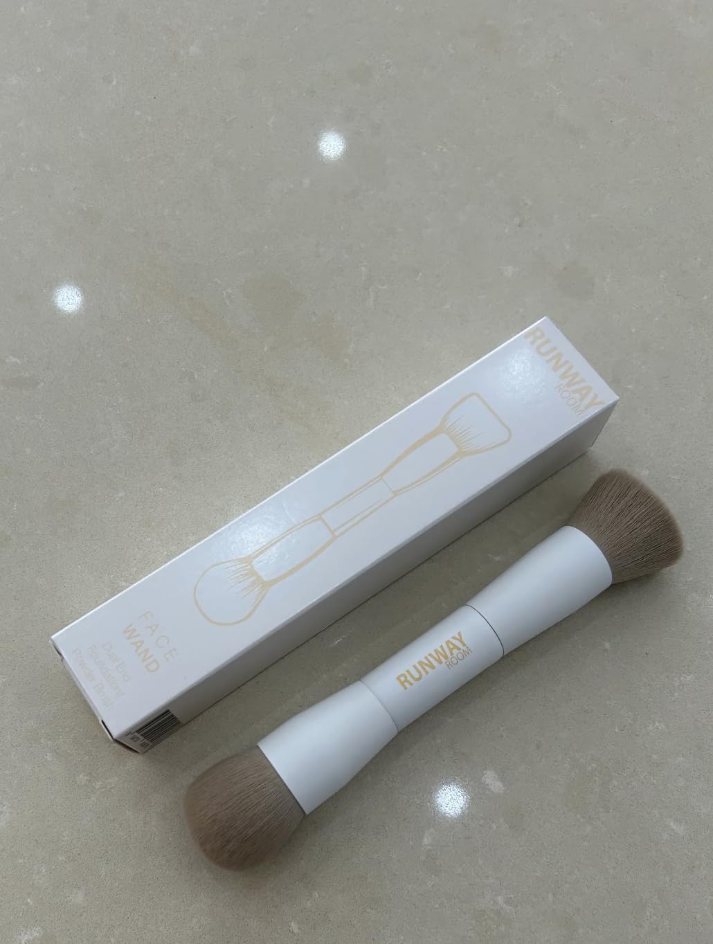 Runway Room Face Wand - Dual End Foundation/Powder Brush