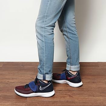 NIKE ナイキ 26cm カイリー・アービング フライトラップ 3 Amazon.co.jp: NIKE ナイキ 25.0cm カイリー・アービング