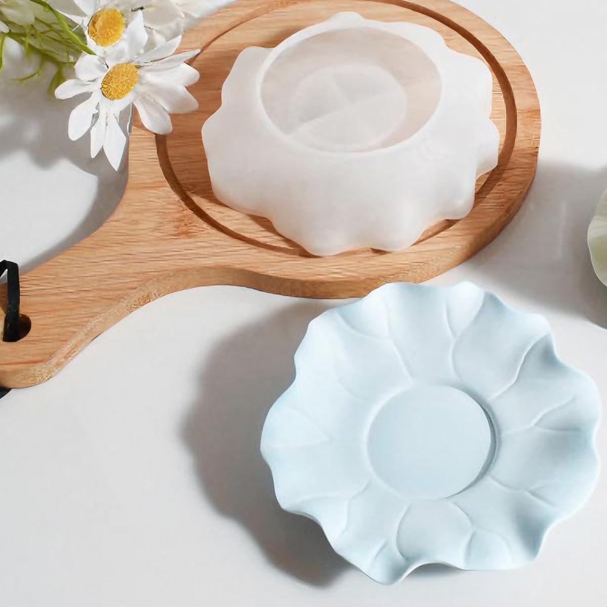 3 PCS Lotus Flower Jar Resin Silicone Molds with Lid Flower Candlestick Epoxy Casting Silicone Molds Candle Holder DIY Jewelry Box Candy Container Home Table Decoration