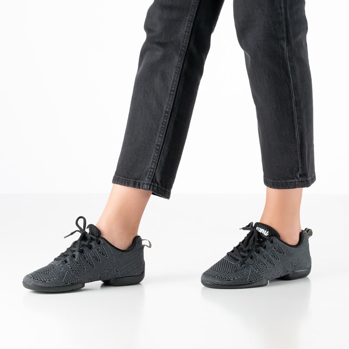 Anna Kern Damen Dance Sneakers 150 Bold - Textil Schwarz/Grau - Normalweite - 1 cm Sneaker Absatz - Geteilte PU Sohle