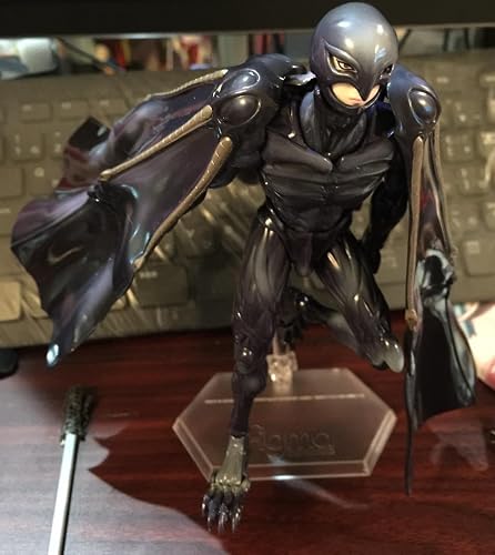 Amazon.co.jp: figma 映画「ベルセルク」 フェムト 闇の鷹誕生ver