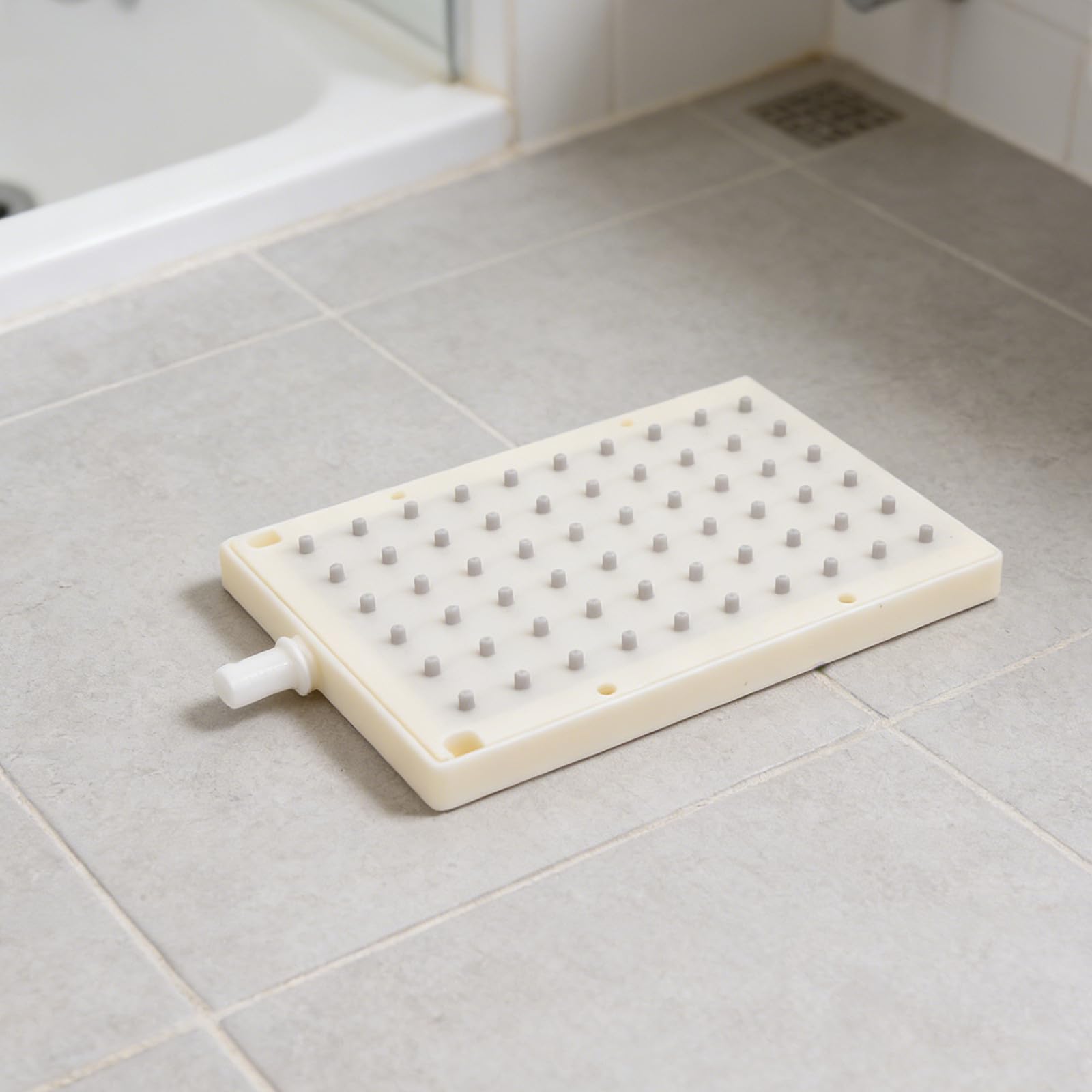 MERRYHAPY Placa de Boquilla para Cabezal de Ducha Rectangular 60 Orificios 20X14 CM Plástico Resistente Accesorio para Sistema de Ducha Superior Efecto Cascada