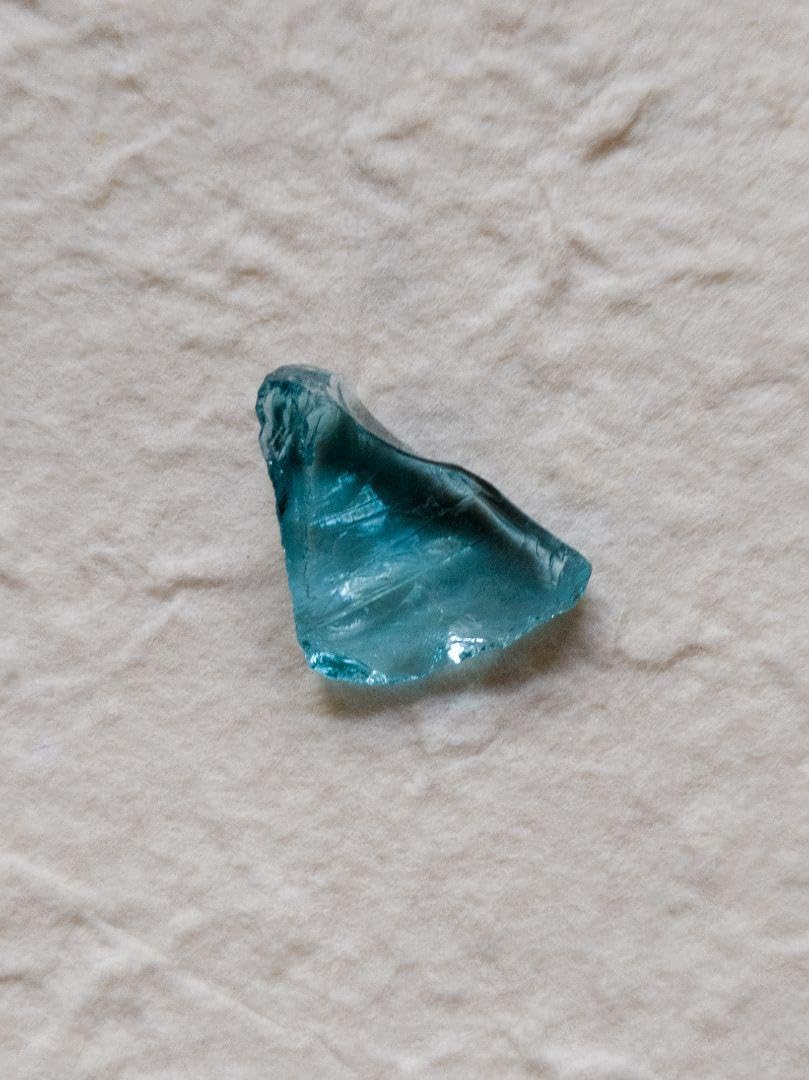 Amazon.co.jp: 原石アンダラクリスタル エレクトリックブルー No．33