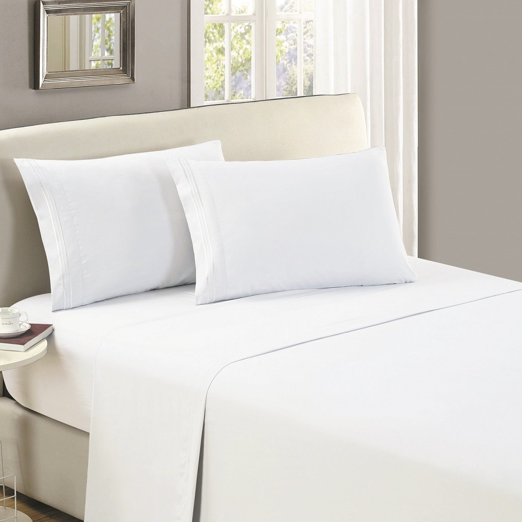 Mellanni Luxury Flat Sheet - Brushed Microfiber Bedding Top Sheet - Wrinkle, Fade, Stain Resistant - Ultra Soft - 1 Flat Sheet Only (Queen, White, 24-Pack)