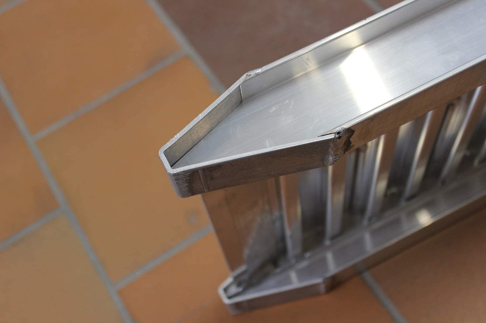 TRUTZHOLM 1x Schwerlastrampe 200 cm Aluminium Traglast 1000 kg Auffahrrampe 1t rutschfeste Oberfläche robuste Konstruktion Verladerampe für Auto Motorrad Quad Rasentraktor Maschinen