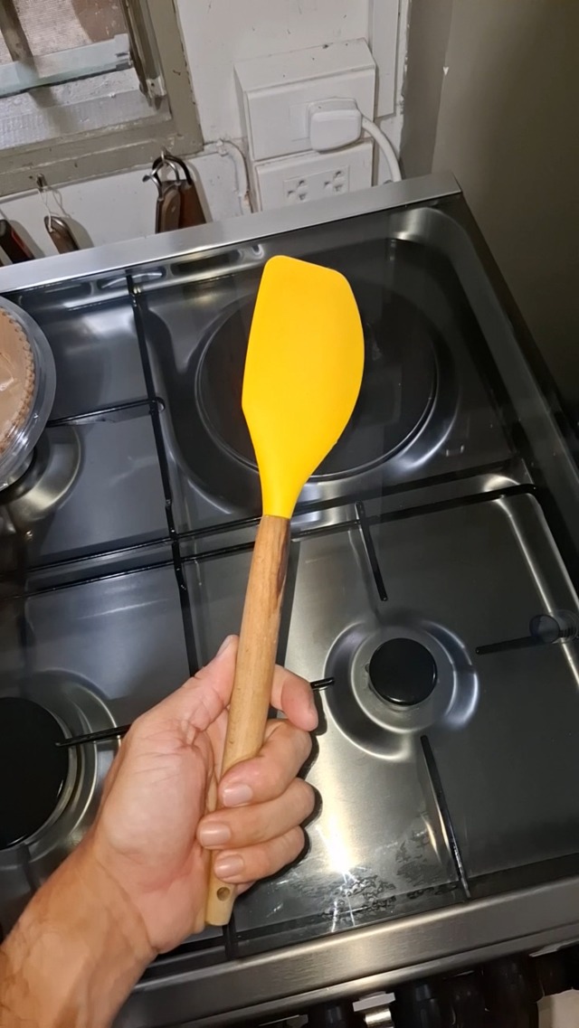 HONEST review of this Silicone Cooking Spatula