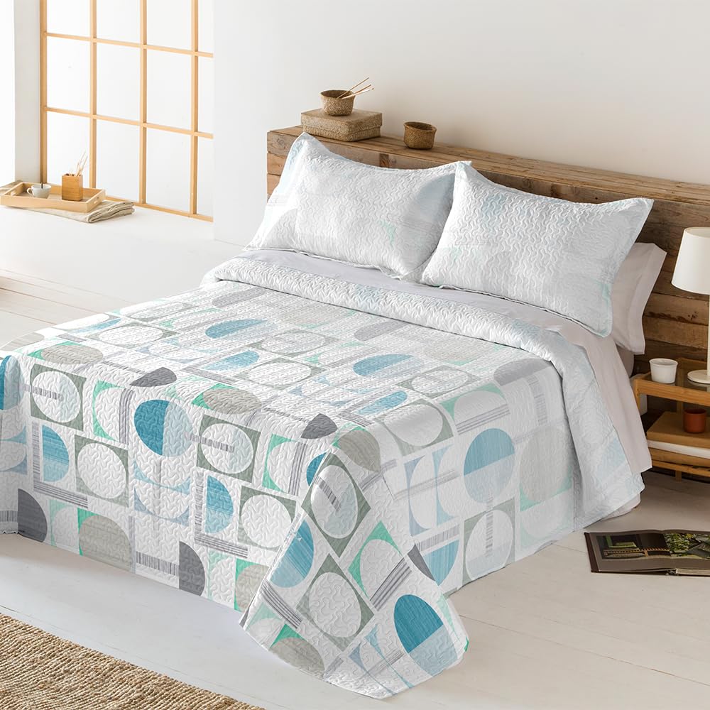 DECASATEXTIL- Colcha Bouti Fina con Diferentes diseños - Suavidad y Versatilidad, Ideal para Todo el Año - 100% Microfibra. (Cama 90/105 cm- 180x265cm, Oporto)