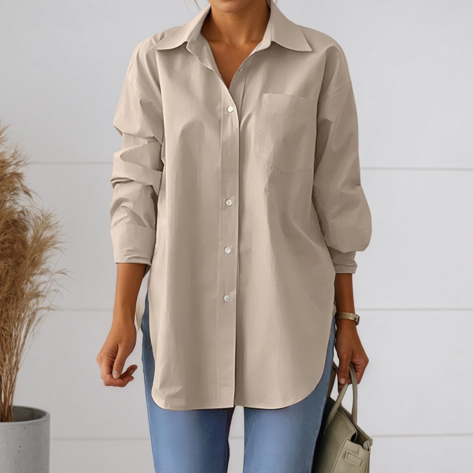Élégant chemisier à manches longues avec col rabattable, couleur unie, coupe surdimensionnée avec ourlet fendu, chemise de travail décontractée pour les loisirs.