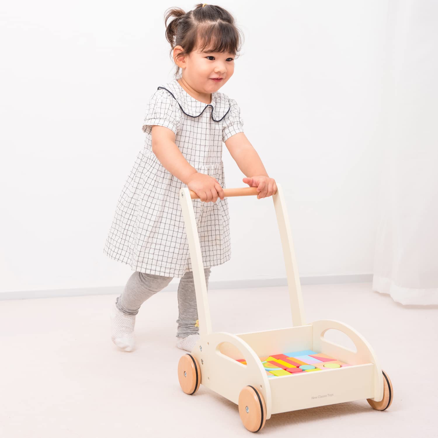 Woet® Holzspielzeug Lauflernwagen mit Bauklötzen - Schiebewagen und Bauklotz Set - Motorische Entwicklung - Ab 1 Jahren