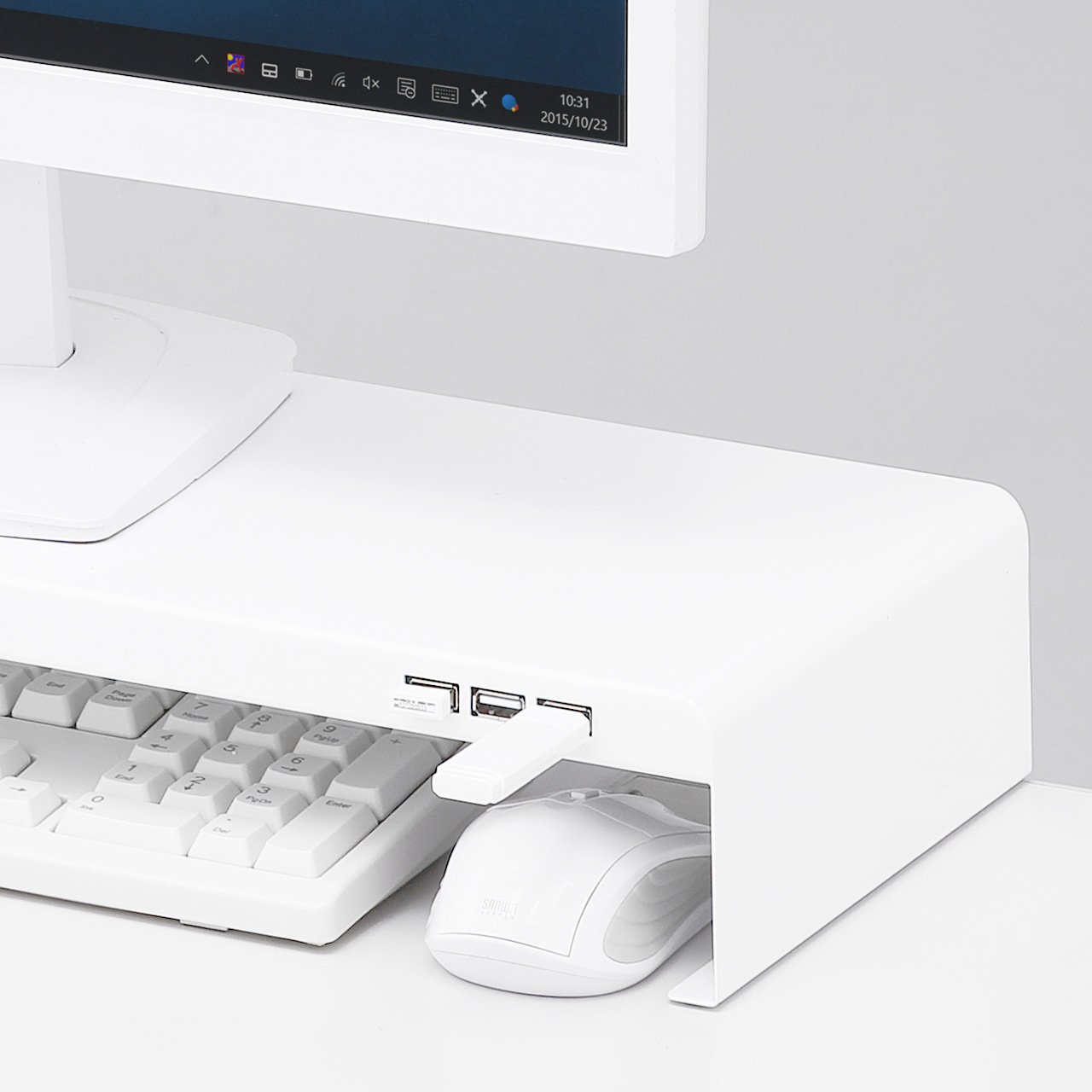 Amazon | サンワサプライ 電源タップ+USBポート付き机上ラック(W600