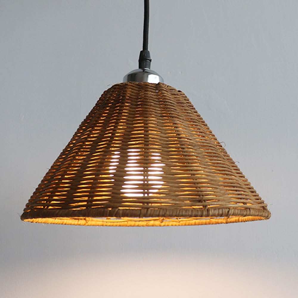 Lampe suspendue rustique en osier pour illuminer votre entrée style ferme