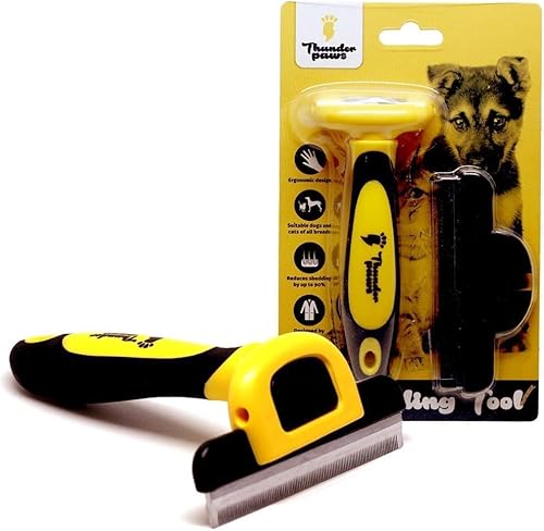 D-Shedz Pet Grooming Brush by Thunderpaws