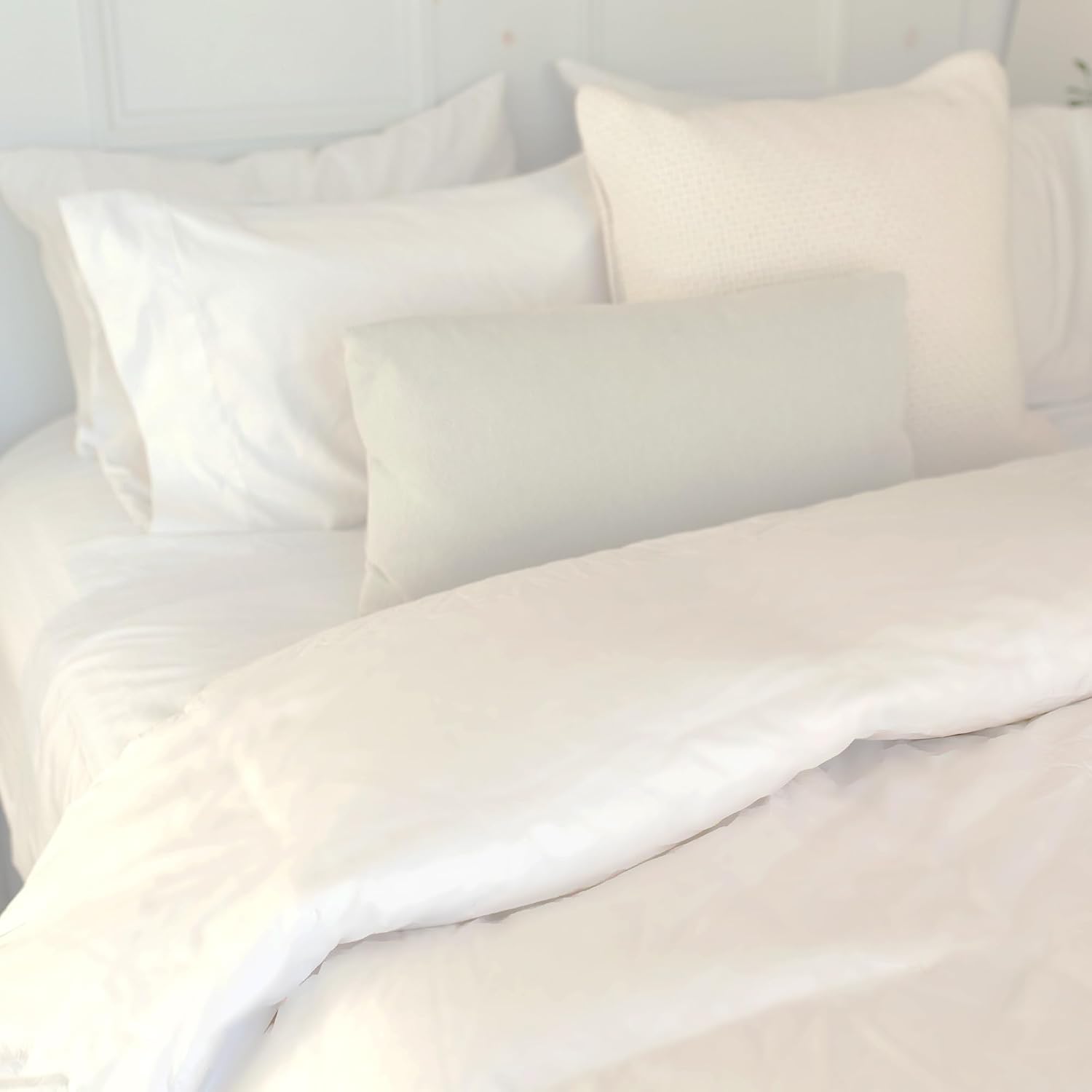 American Blanket Company Luxury Hypo-Allergenic Comforter - King White 107"x 96"
