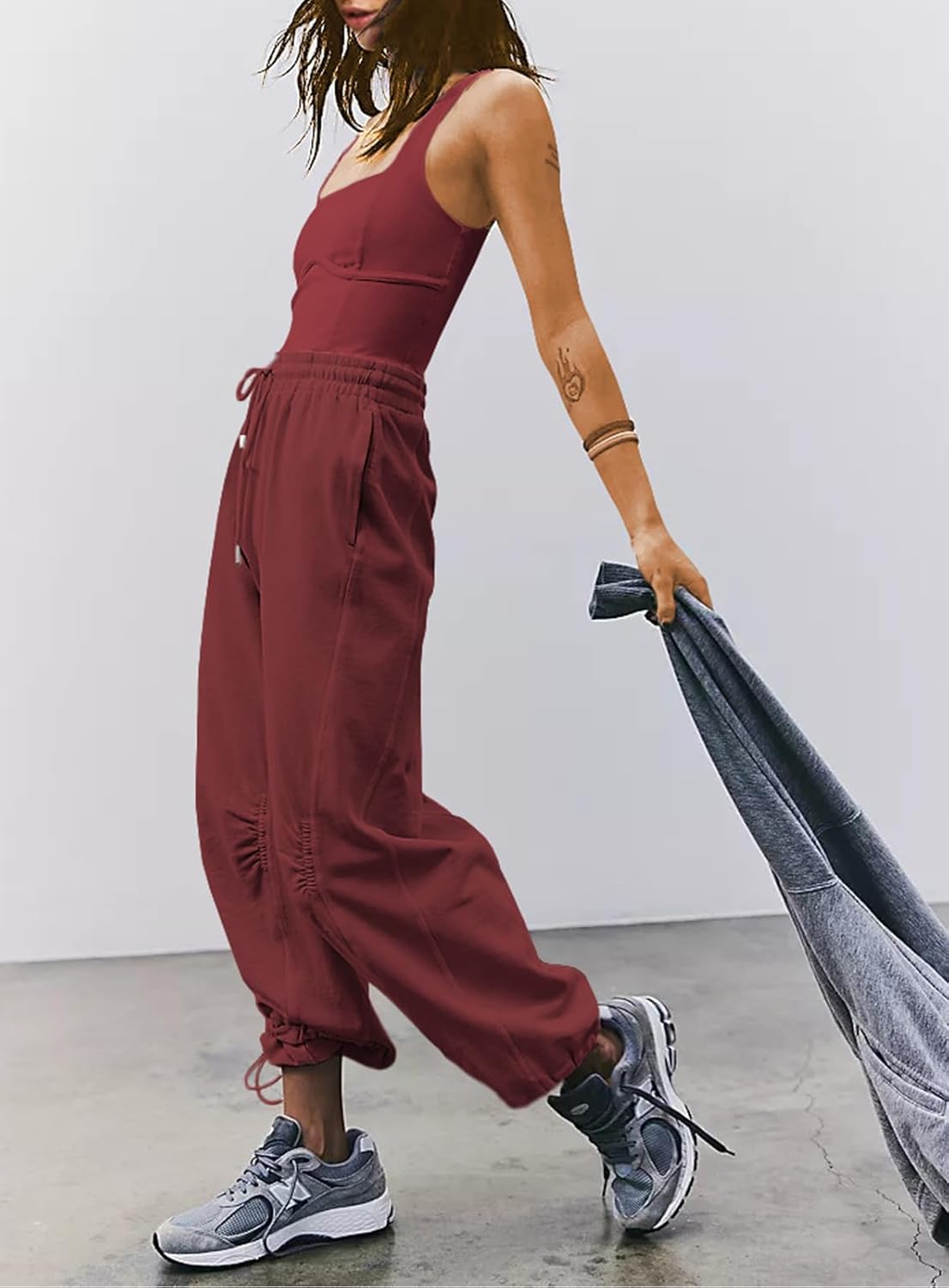 Women's Sleeveless Summer Jumpsuit Square Neck Drawstring Waist Long Romper Jumpers 2025 with Pockets