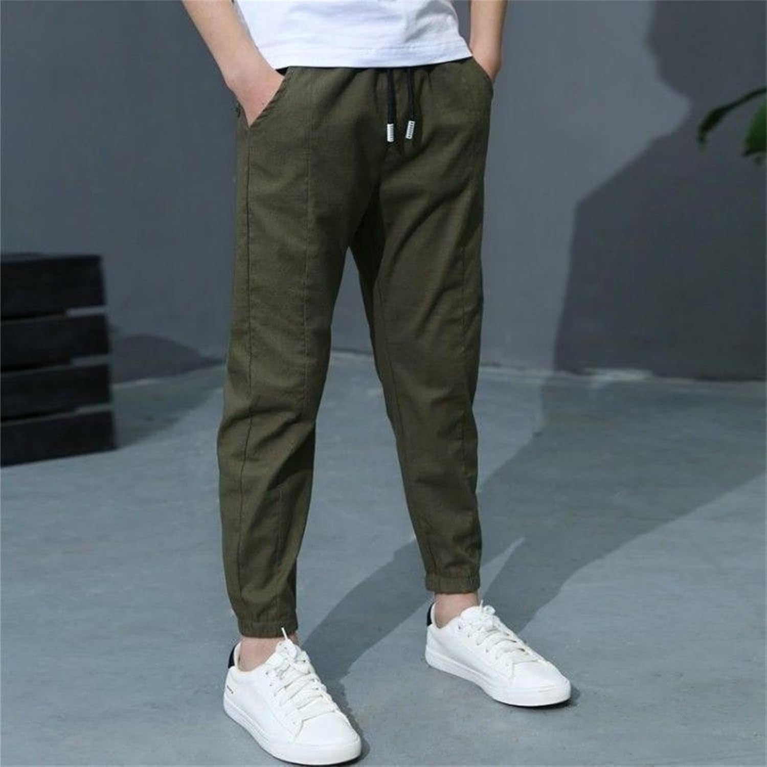 Girl's Sweatpants Elastic Waist Wide Leg Baggy Pants Girls' Open Bottom Soft Athletic Casual Sweatpants Ages 7 to 16