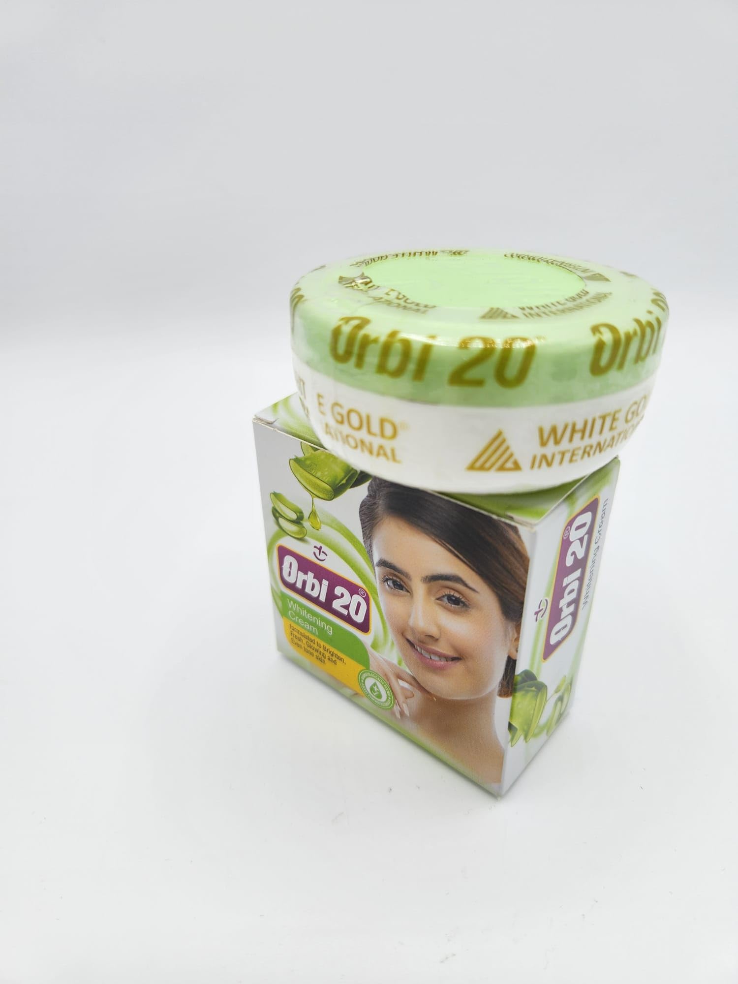 Crème Visage éclaircissante Orbi 20 à La Papaye - Pour Taches Et Cicatrices - FPS 3 - 30 Ml - Neuf