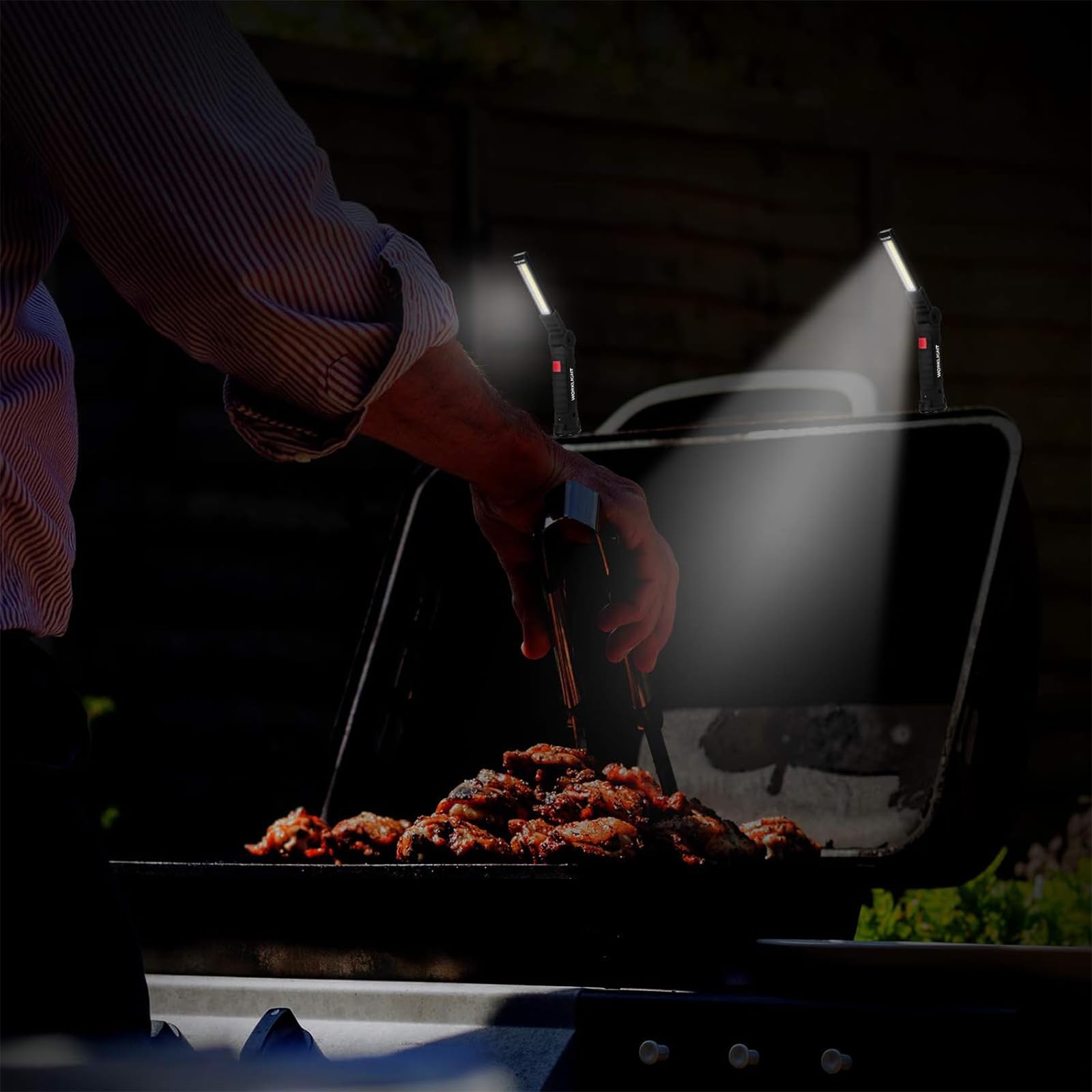 Gerbala Cadeaux D'outils pour Les Hommes, Lot de 2 Lampes de Travail à LED Rechargeables avec Base Magnétique, Rotation à 360 °, éclairage Polyvalent pour les Réparations, à L'extérieur