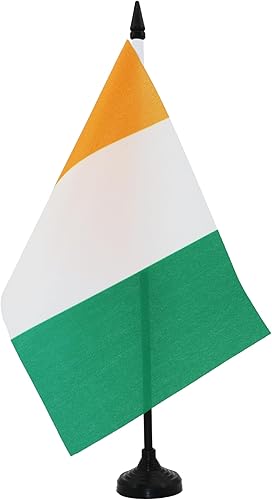 Miniatura 257 de Bandera de mesa Sierra Leona de 5 x 8 pulgadas, bandera de escritorio de Sierra Leona, 8.3 x 5.5 in, barra y base de plástico negro AZ FLAG