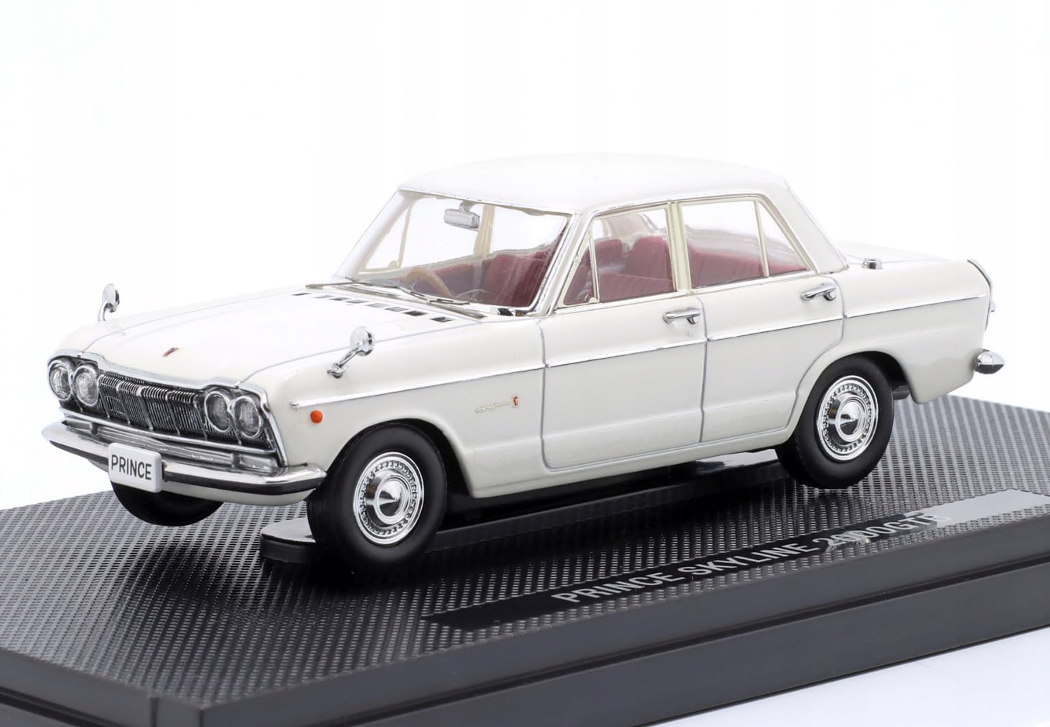Amazon | EBRRO 1/43 プリンス スカイライン 2000 GTB ホワイト 完成品