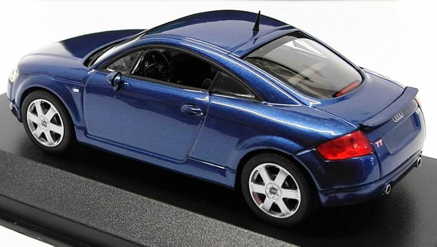 Amazon.com: Minichamps 940017220 Audi TT Coupe Modelo