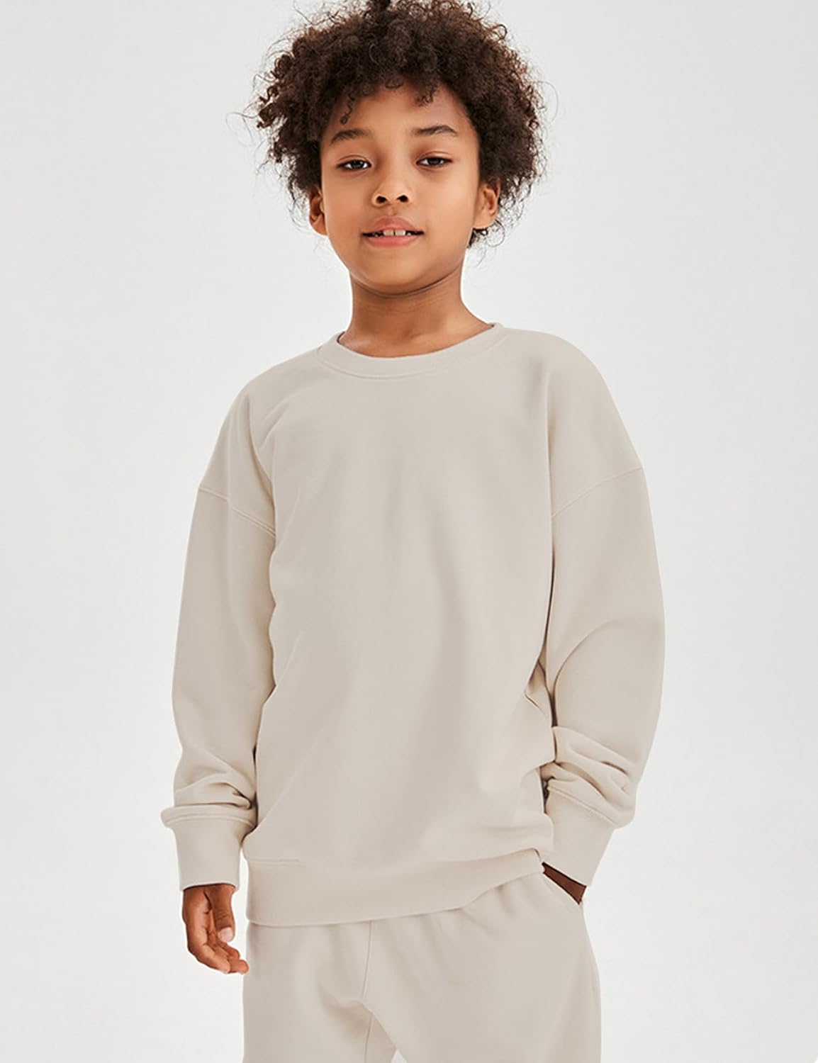 Flygo Boys Girls 2 Piece Outfits Fleece Kids Sweatsuit Crewneck Sweatshirt and Sweatpants Tracksuit Clothing Set - Image 2