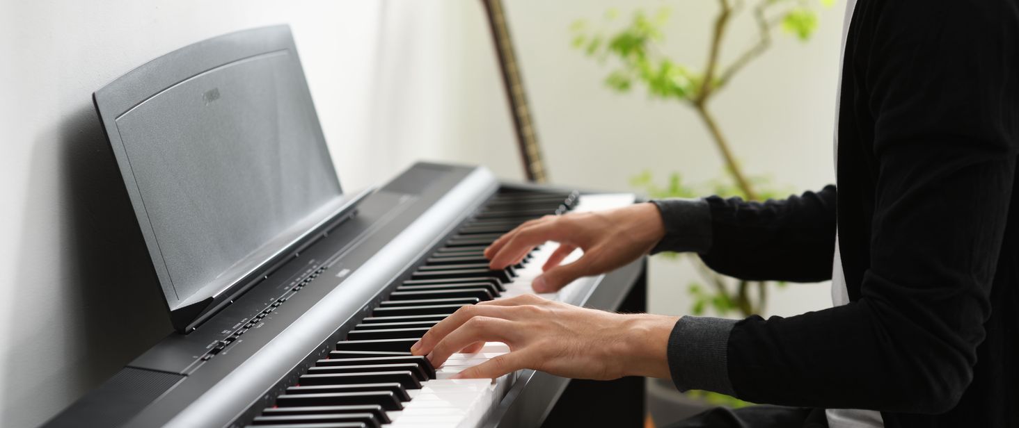 Amazon | ヤマハ YAMAHA 電子ピアノ Pシリーズ 88鍵盤 ブラック P-125B