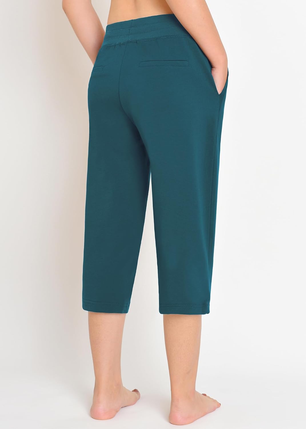 Weintee Women's Cotton Capri Pants with Pockets