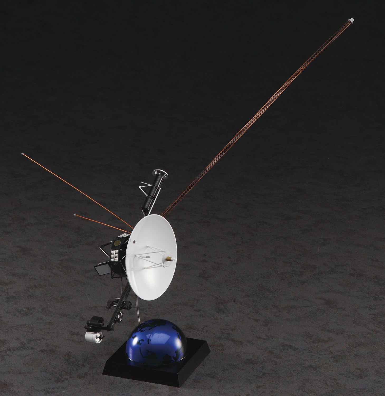 Hasegawa - 1/48 Voyager, sonda spaziale senza equipaggio, modellismo in plastica, scala: 1:48