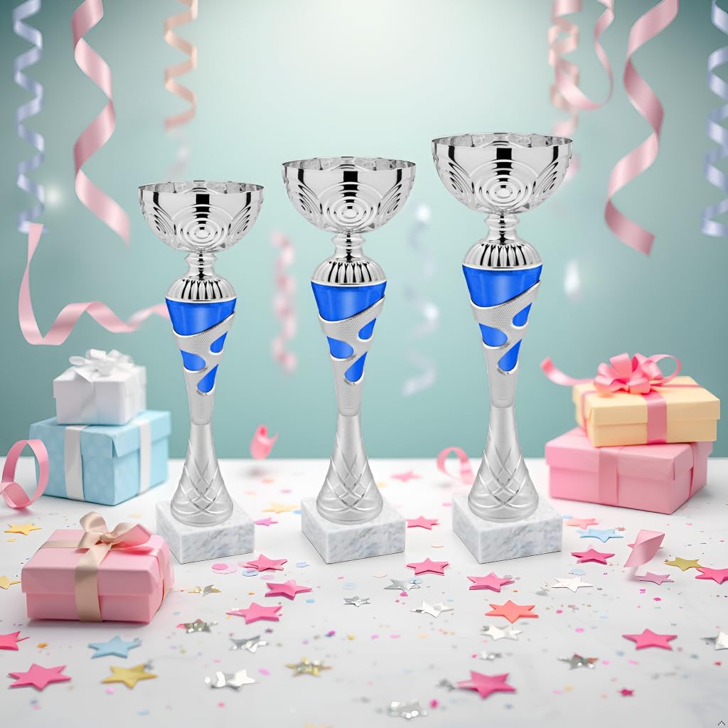Tris Coppe Premiazioni – Set 3 Coppe Sportive 1°, 2° e 3° Posto in ABS con Base Marmo + Targhetta Personalizzata Omaggio
