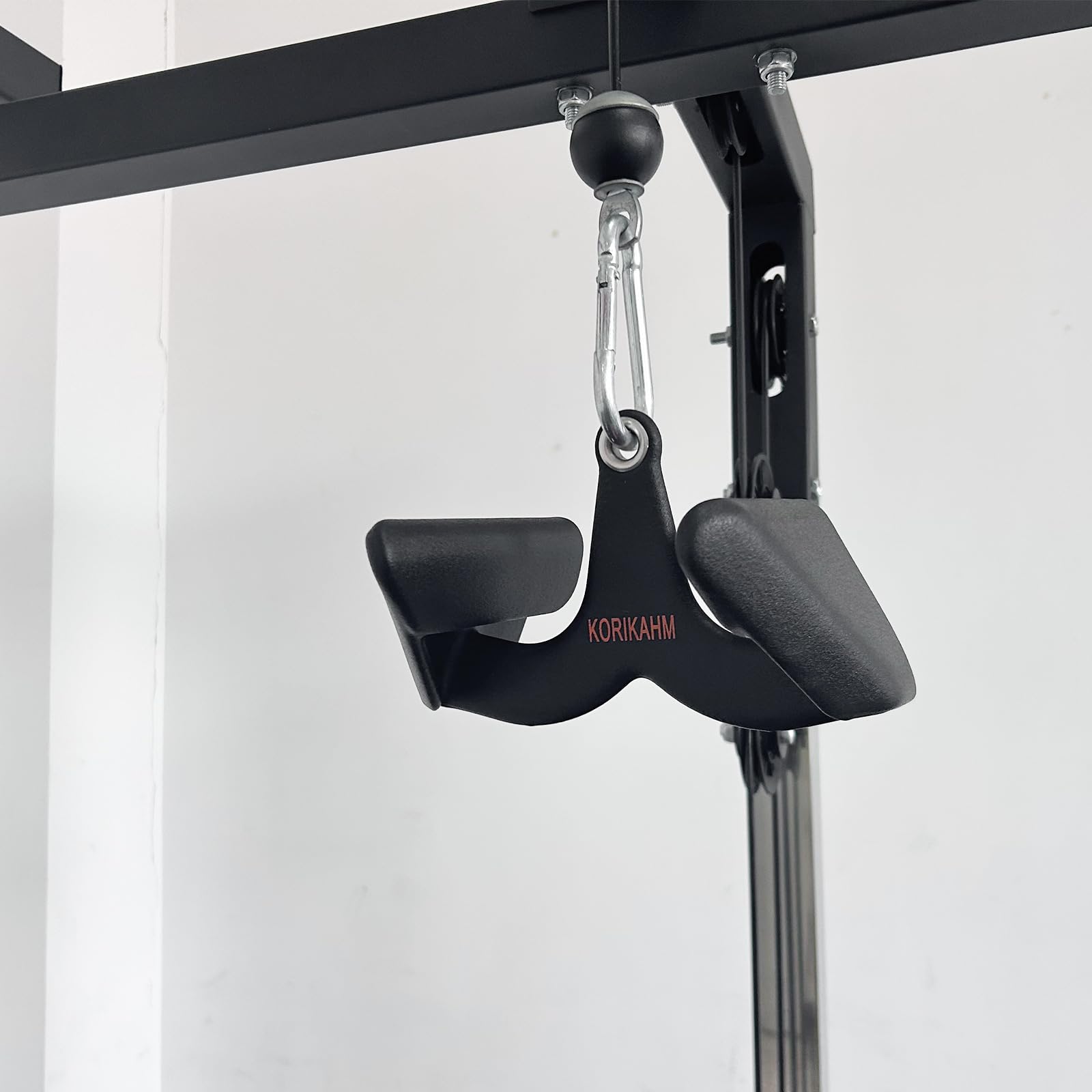 Ergonomic Design Lat Pull down Bar Grip Handle, Lat Pulldown Attachments, Strength Trainer for Athletes, Climbers & Fitness Enthusiasts