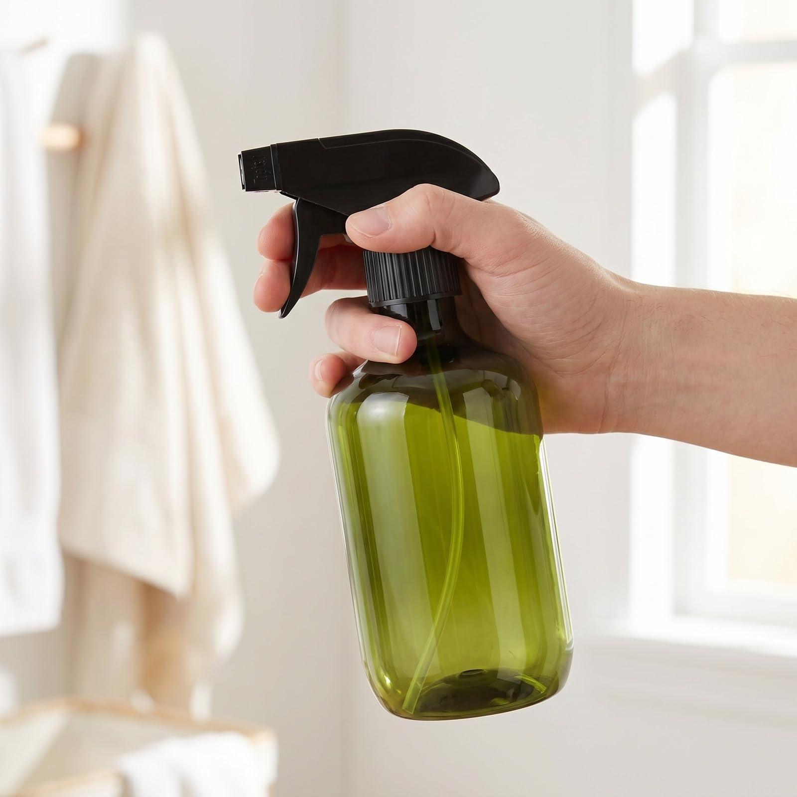 Pack de 2 Botellas Pulverizadoras 500 ml, Spray Recargable con Boquilla Ajustable, Antigoteo, Pulverizador de Plástico Ligero para Limpieza, Plantas, Cabello y Hogar, Verde Oscuro