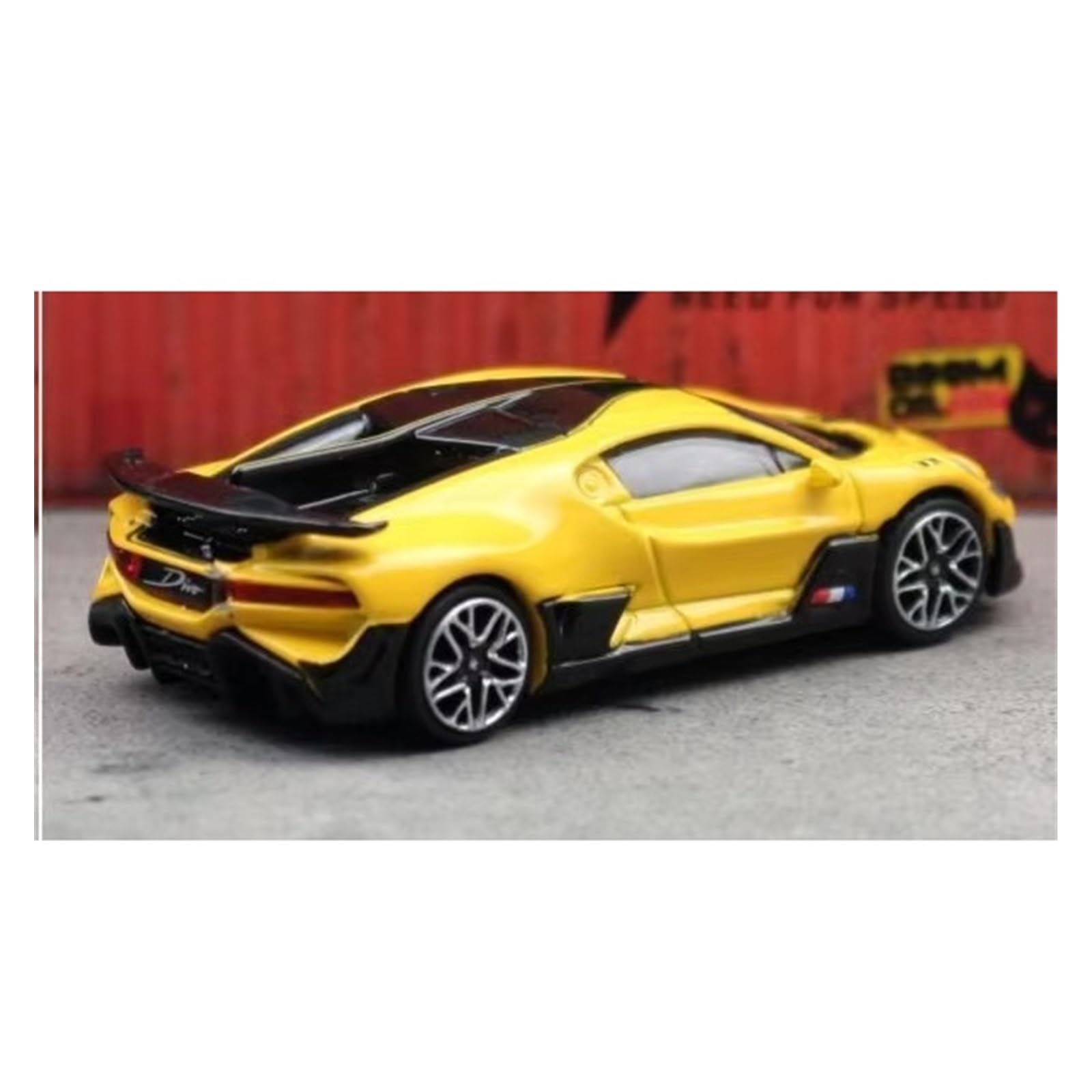 1/64 Per Divo Chiron Modello Di Auto Giocattolo Ruote Libere Pressofuso In Lega Collezione Regalo(Yellow,No box)