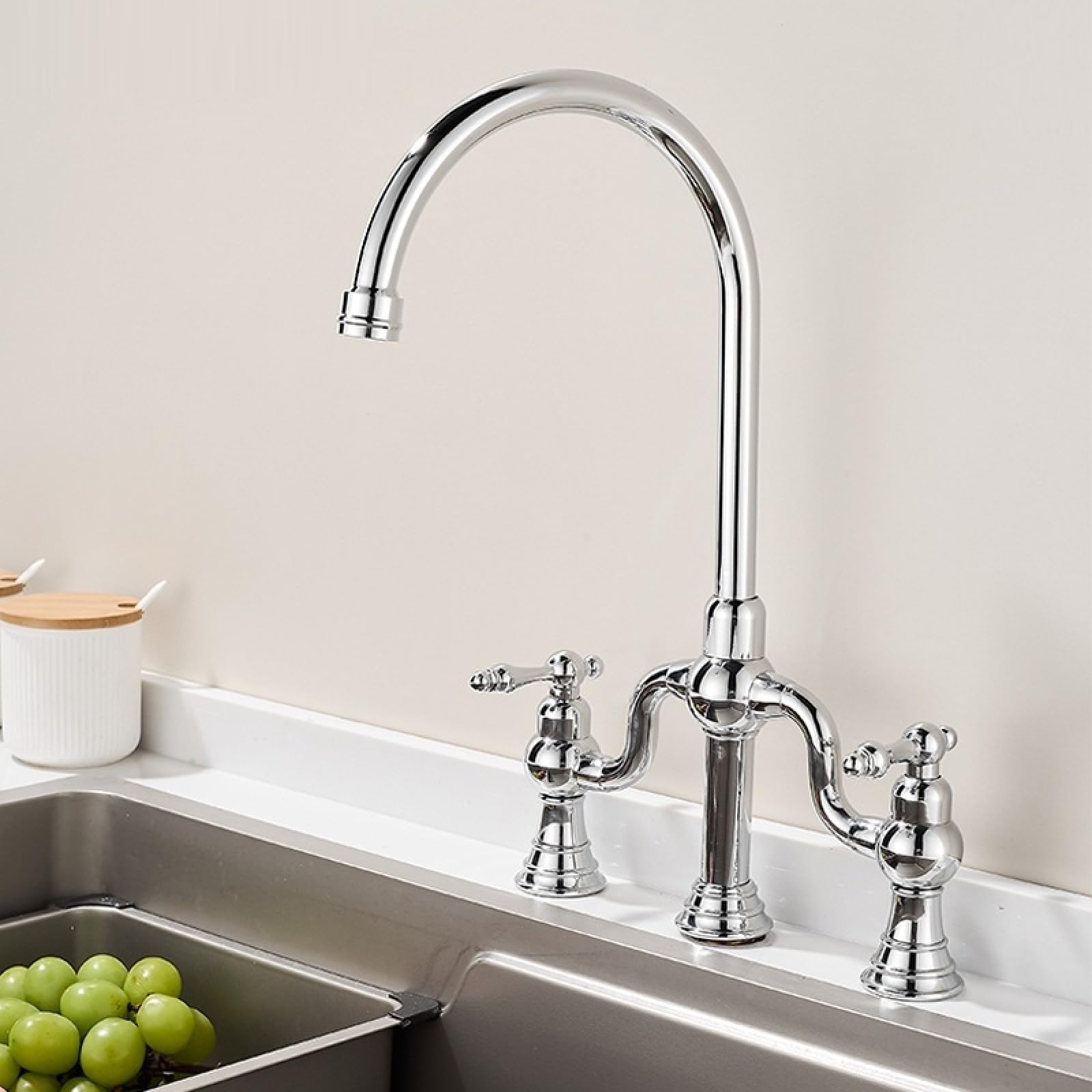 Mitigeur cuisine cuivre rotatif pour régler le manque de pression d'eau chaude et froide