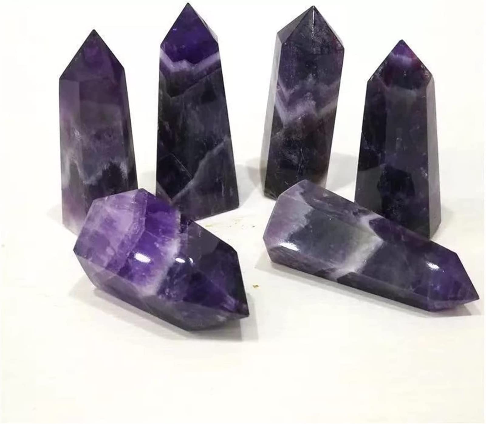 Cristal amatista natural para solucionar la falta de elementos naturales en el diseño interior