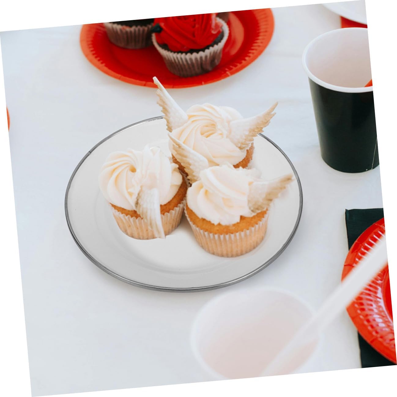 4pcs Pure White Enamelware Plates 22cm Thickened Vintage Small Appetizer Dishes Multi-use Kitchen and Restaurant Snack Serving Trays for Home Dining