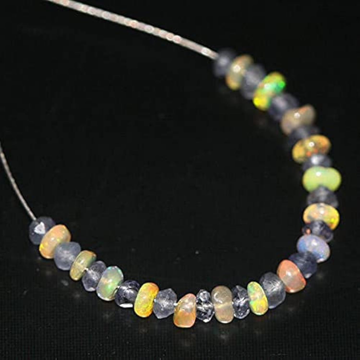 Perles en opale de feu d'Éthiopie et iolite bleue pour bijoux haut de gamme