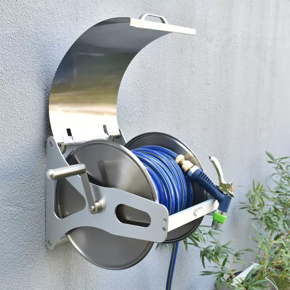 Porte-tuyau d'arrosage de jardin : optimisez l'espace de votre terrasse