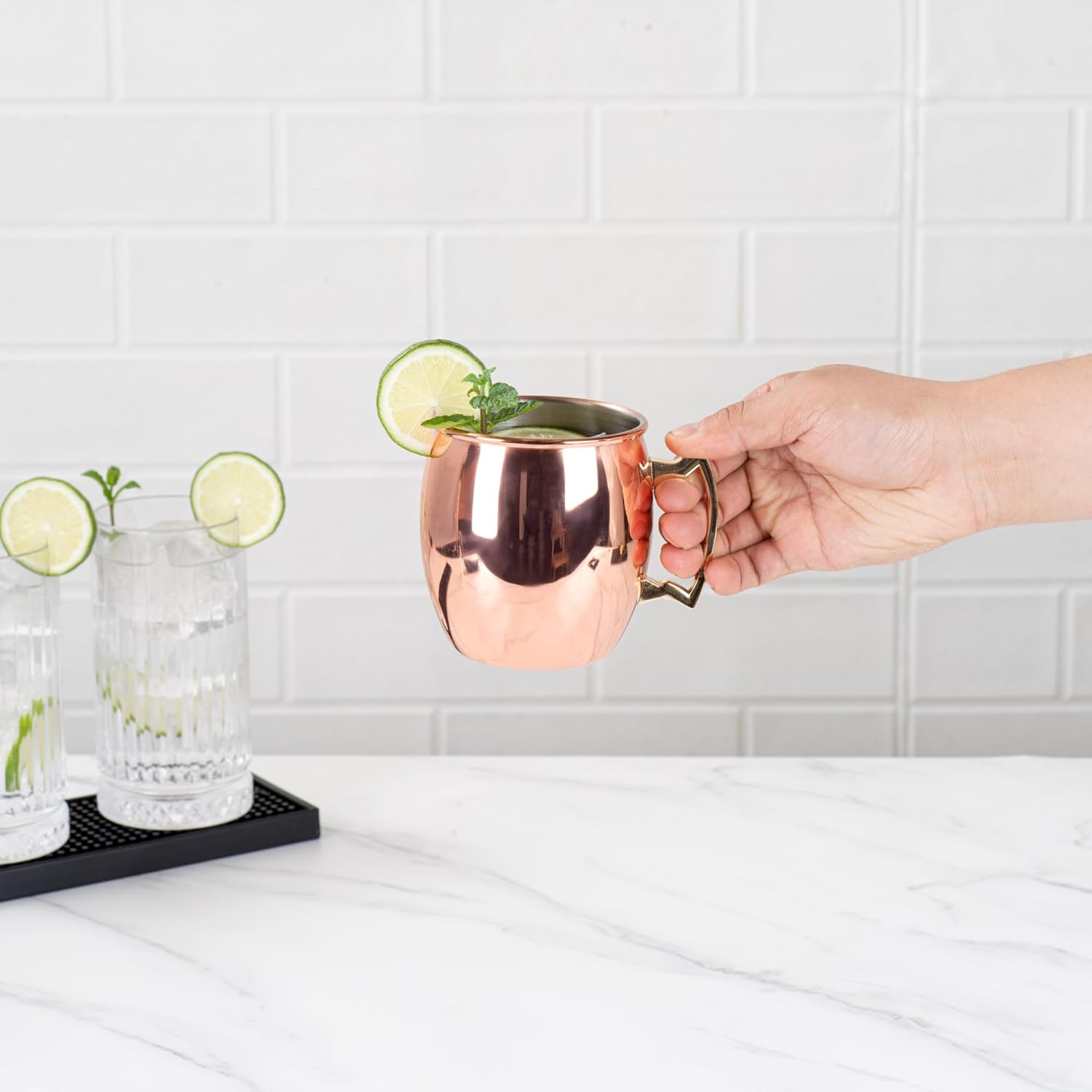 Restaurantware Bar Lux 16-Ounce Moscow Mule Mug 1 Handcrafted Cocktail Mug - With Ergonomic Handle Food Grade Copper-Plated Stainless Steel Mug For Drinks For Cold Drink Wine Or Cocktails