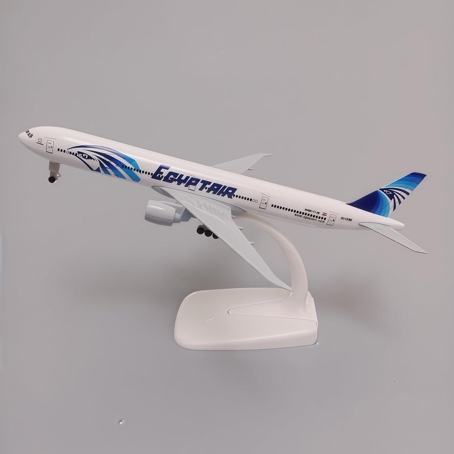 Egypt Air 777 Diecast Model 1:300 Scale 20cm Alloy Egyptian Airline Aircraft for Collection Display Shelf Desk