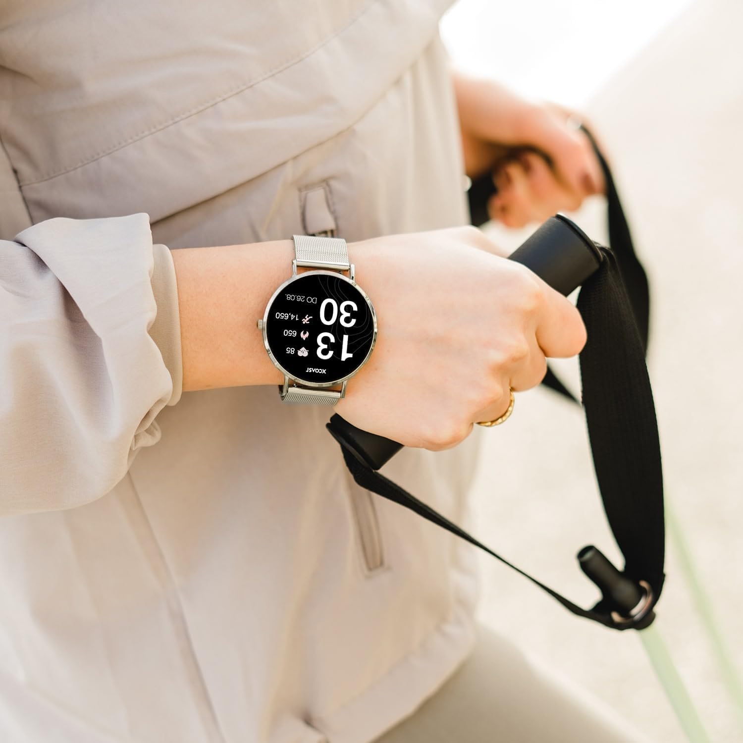 XCOAST SIONA 2 smartwatch da donna (4,2 cm) iOS e Android, Fitness Tracker, AMOLED, 21 sport, 150 watchfaces, ossigeno nel sangue, ultra piatto (6,9 mm), impermeabile, impulso, pressione sanguigna