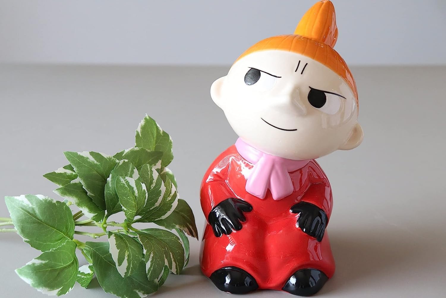 Amazon.co.jp: MOOMIN 陶製ガーデンフィギュア リトルミイ W10×D12×H18 