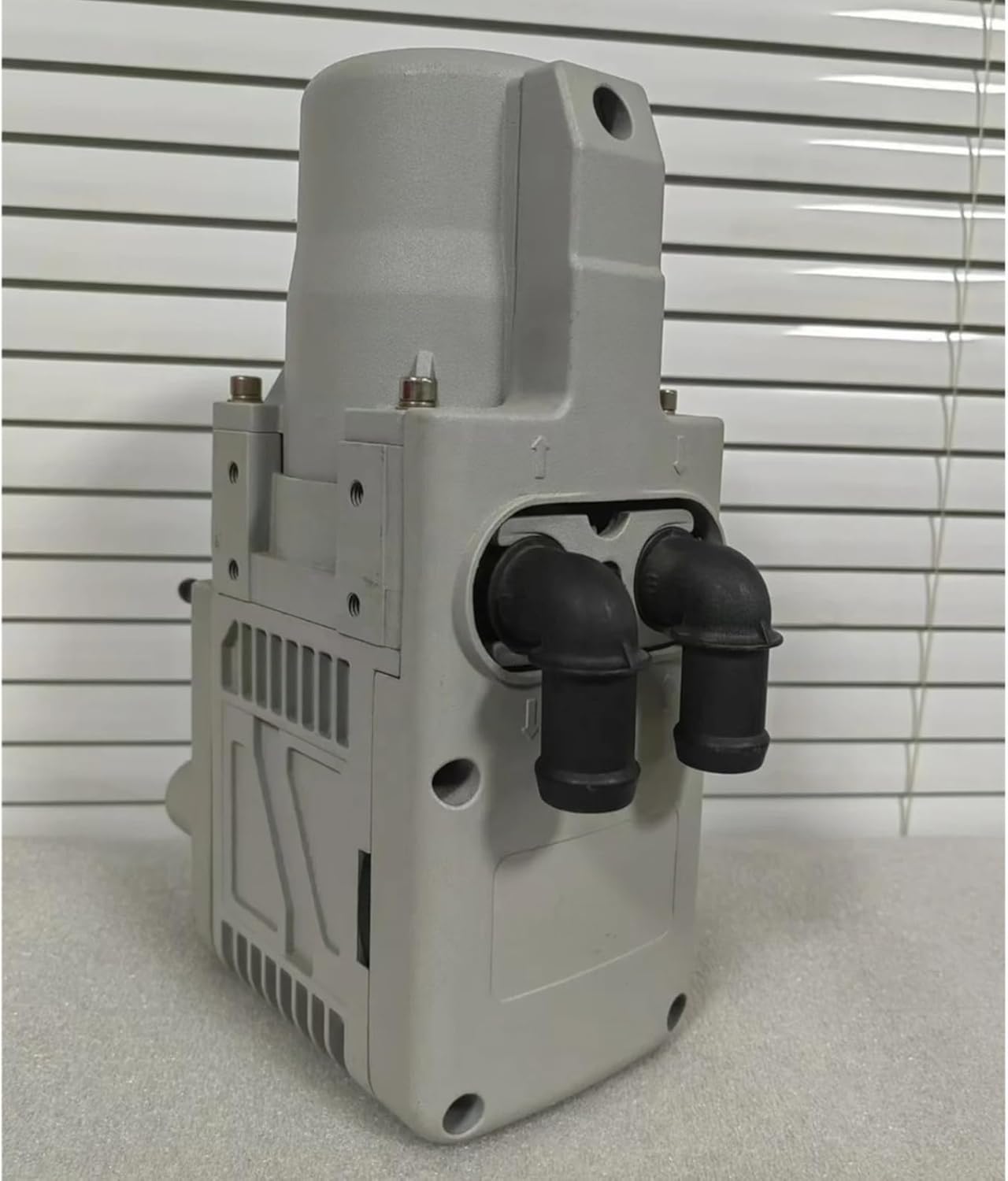 5KW 12V Parking Water Heating Fuel Preheater Automotive Pickup New Energy RV Engine Antifreeze Heater