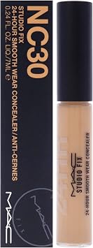 MAC Studio Fix 24-Hour Smoothwear Concealer 7ml #NC30 Studio Fix 24-Hour Smooth Wear Concealer 7ml #NC30