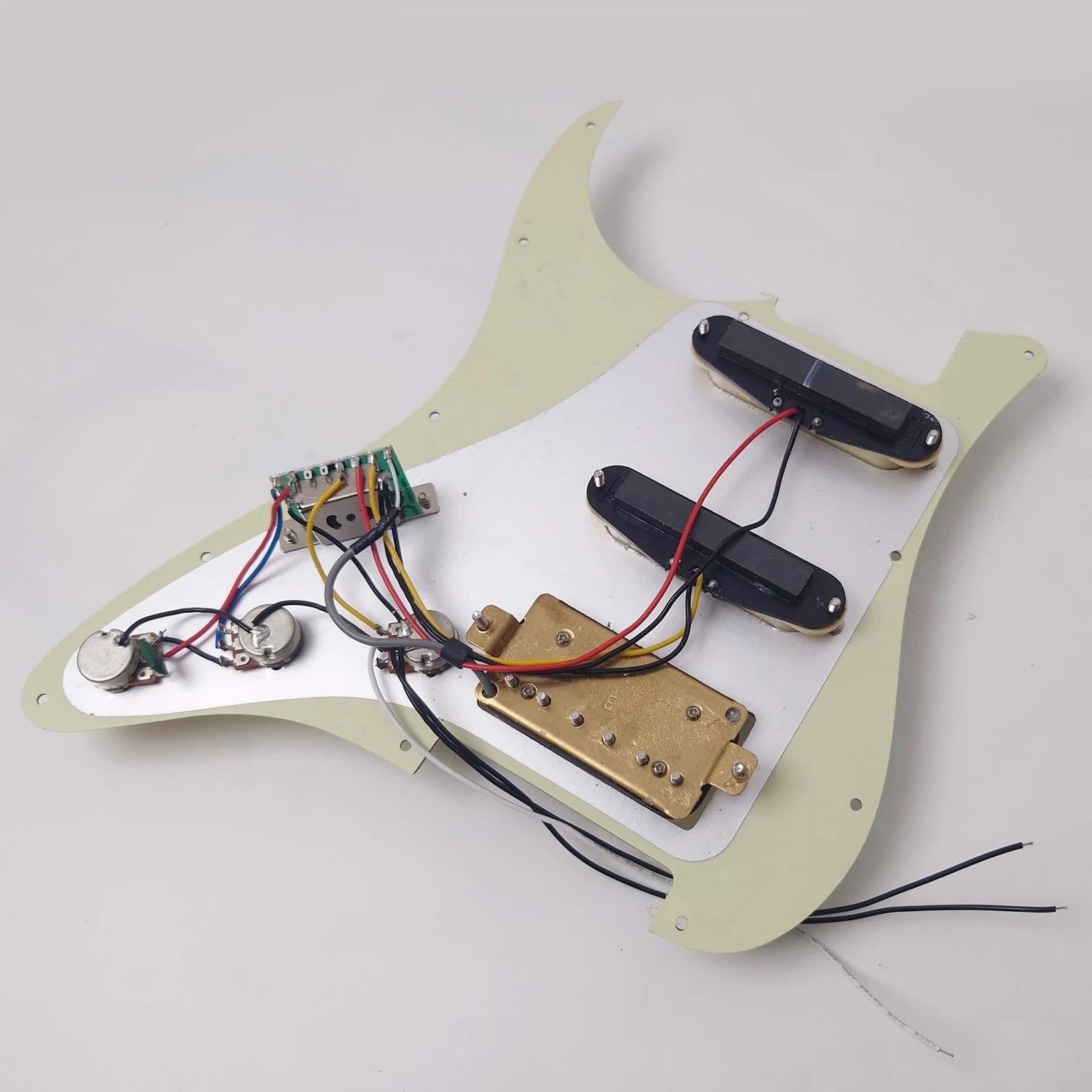 Pastilla Golpeador Pastillas Humbucker SSH guitarra precableada golpeador cargado para piezas de repuesto de guitarras eléctricas ST(Pearlescent White-A)